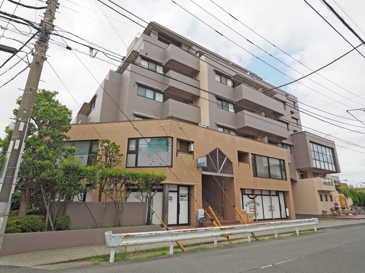 ドルミ中山