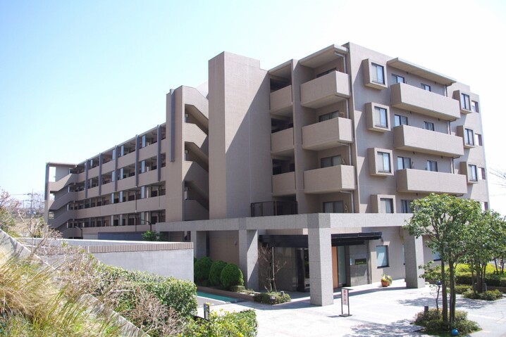 コスモシティ能見台八番館