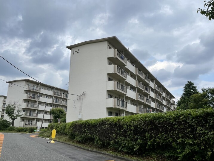 諏訪原団地１街区４号棟