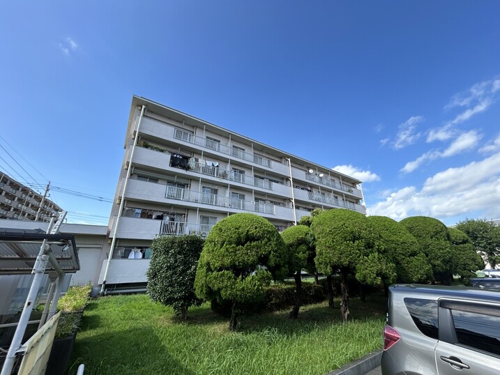 栄和住宅