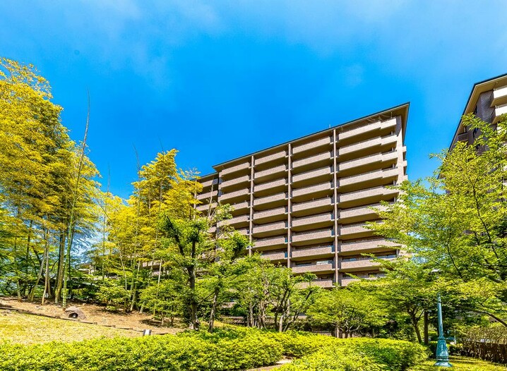 サンステージ緑園都市東の街１０番館