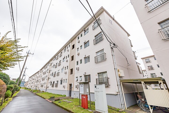 長津田団地１２号棟