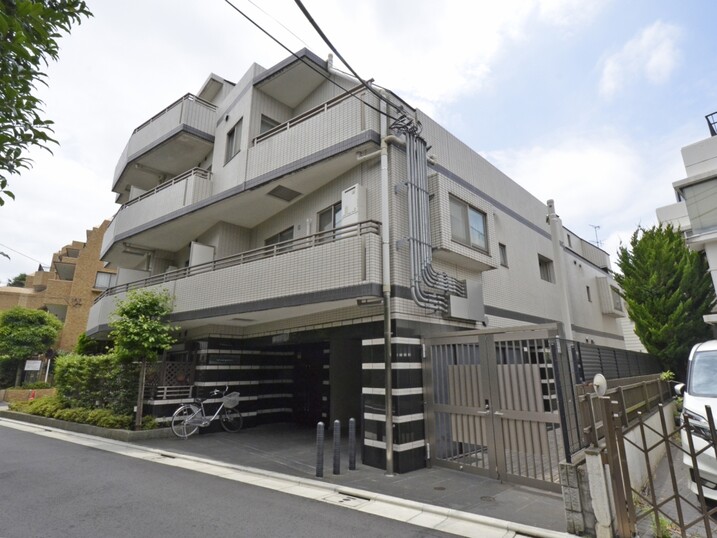 グランジュール明大前