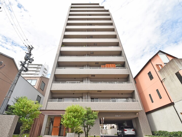 ステイツ代官町