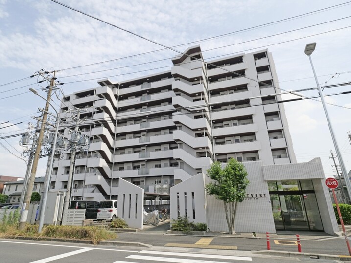 バンベール鶴見通