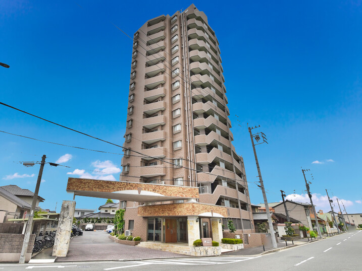 ファミール庄内通弐番館