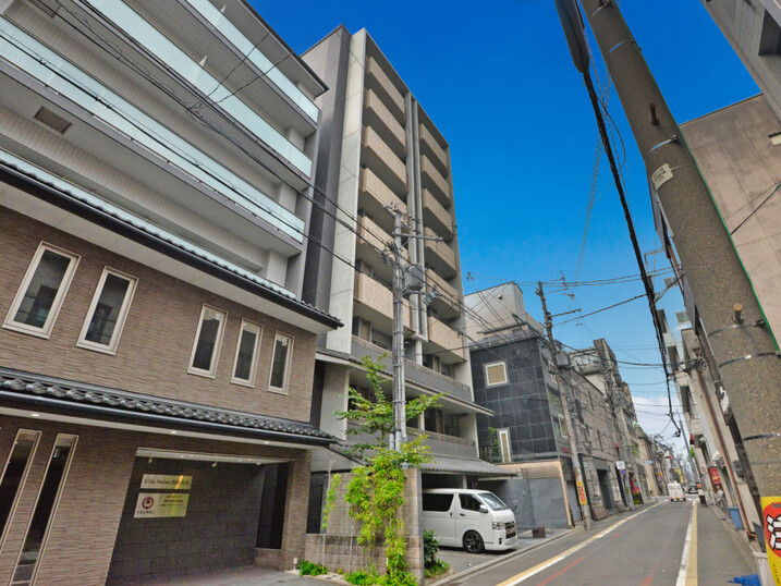 リヴァーク四条烏丸