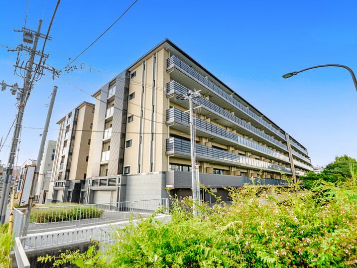 プレサンスレジェンド六地蔵