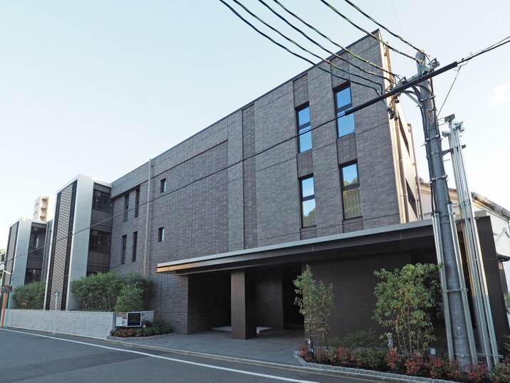 プレイズ覚王山法王町