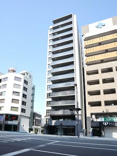 シーンズ上本町