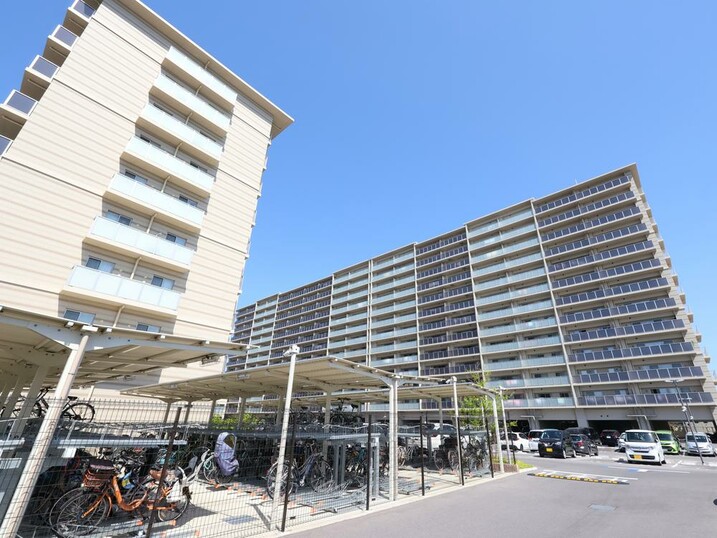 ローレルスクエア長岡京ザマークス