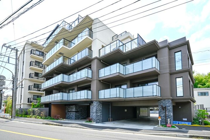ヴェレーナ横浜新吉田
