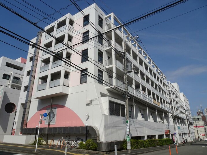 ホーメストプラザ十日市場東館