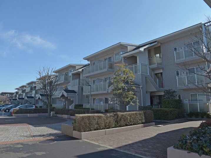 シュール東永谷