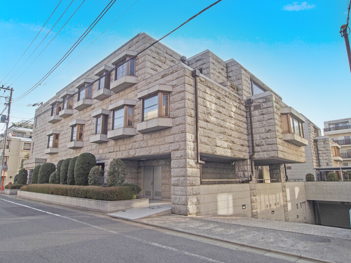 ロワヴェール学芸大学
