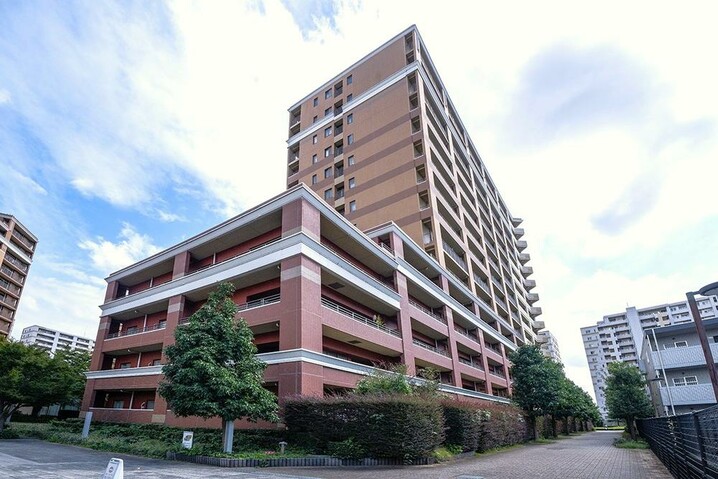 ガーデンアソシエＦ ＣＯＵＲＴ