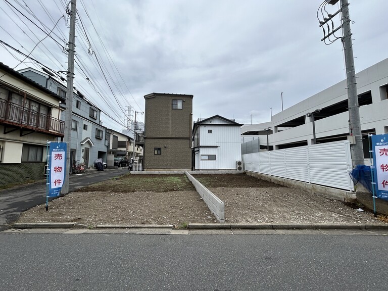 新座市北野３丁目・全２区画の売地(現地　左側/1区画、右側/2区画)