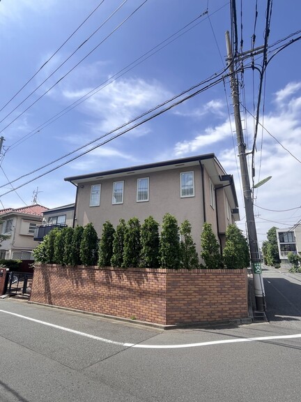 東京都世田谷区中町２丁目