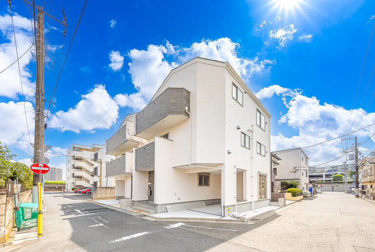 神奈川県川崎市幸区小向仲野町