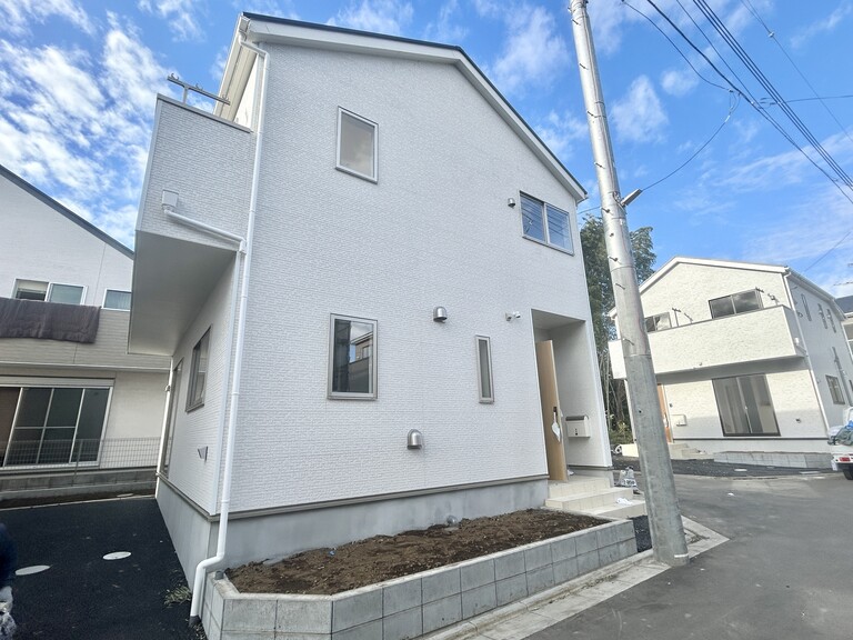 東京都調布市深大寺南町４丁目