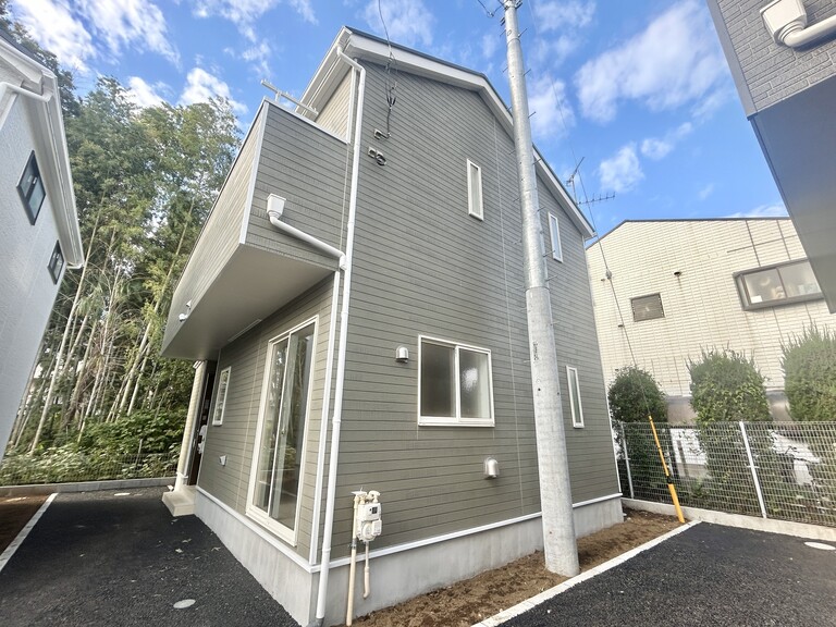 東京都調布市深大寺南町４丁目