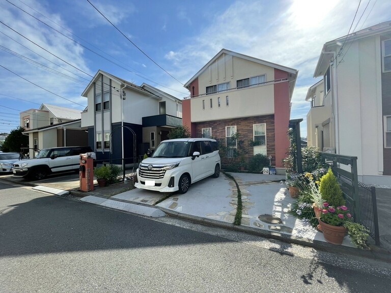 神奈川県横浜市旭区本宿町(建物外観 家具等は販売対象に含まれません。)