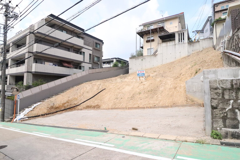 愛知県名古屋市千種区清住町２丁目(南東側から撮影)