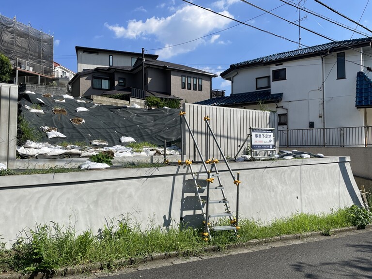 神奈川県横浜市青葉区美しが丘２丁目(現地写真　※2024年8月撮影)