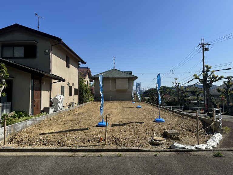 兵庫県川辺郡猪名川町伏見台４丁目(現地写真)