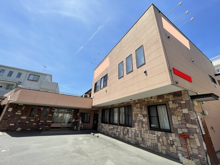 埼玉県東松山市箭弓町３丁目(建物外観)