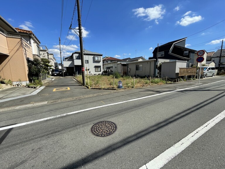 埼玉県所沢市中新井１丁目