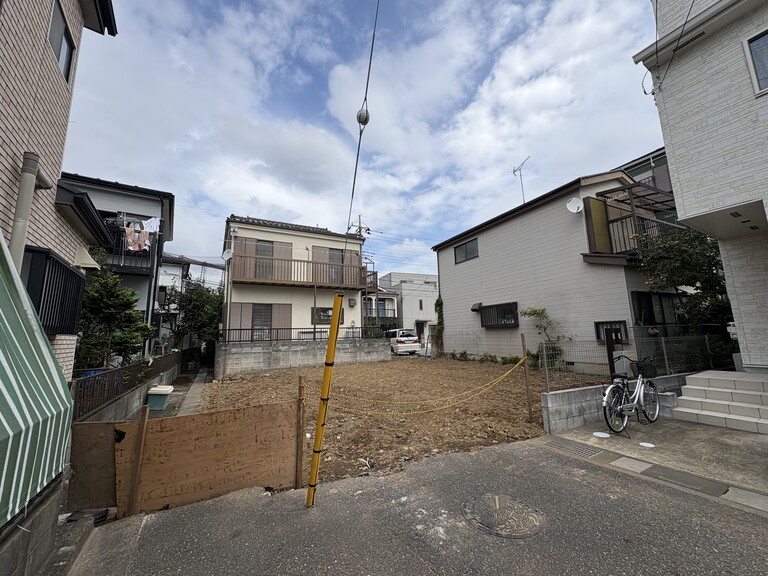 埼玉県草加市金明町