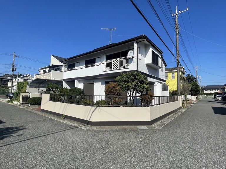 千葉県千葉市稲毛区長沼原町(外観　南東・南西角地につき、日当たり良好)