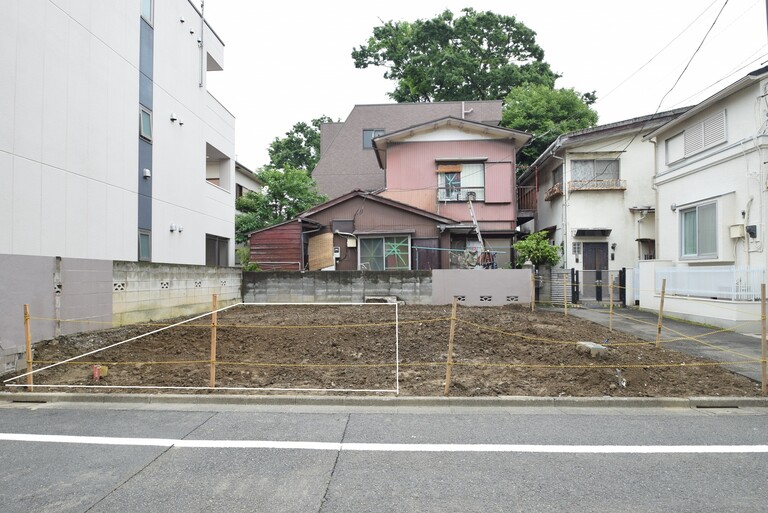 東京都大田区下丸子４丁目(現地写真です。向かって左側になります。)