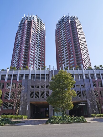 ＴＨＥ　ＴＯＷＥＲＳ　ＤＡＩＢＡ　ＥＡＳＴ(外観)