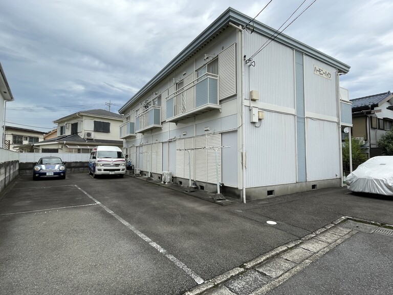 東京都日野市新町１丁目(建物外観　ＪＲ中央線「日野」駅徒歩９分　※車両は販売対象外)