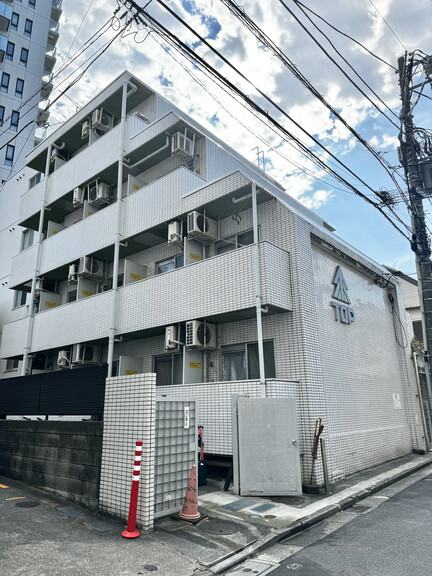 トップ新宿薬王寺(外観)