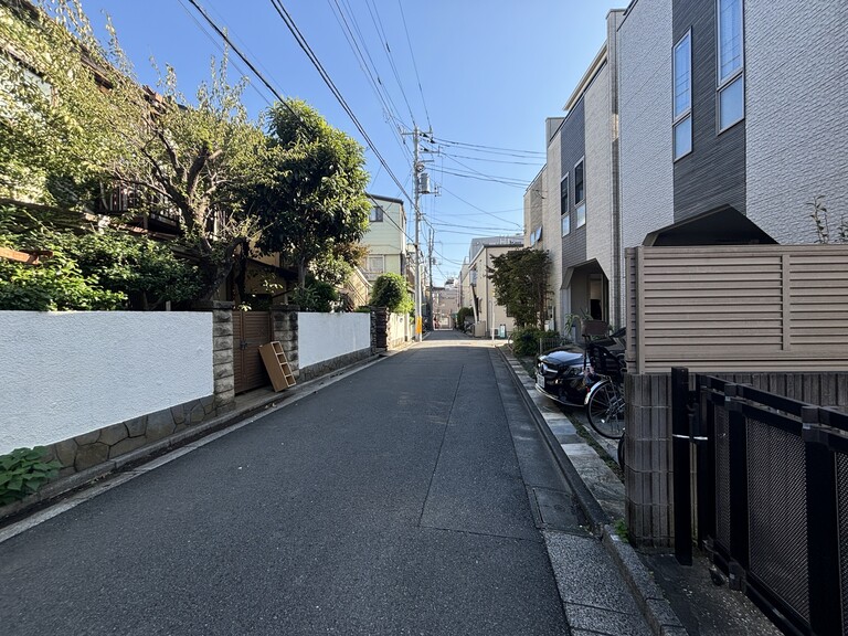 東京都中野区若宮１丁目