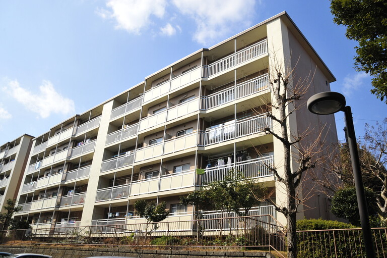 高幡芙蓉ハイツ９号棟(建物外観)