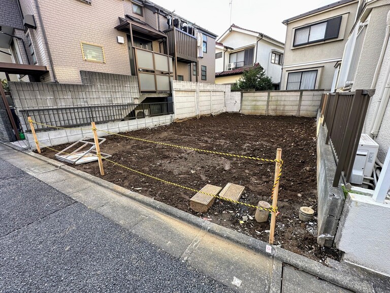 東京都世田谷区世田谷３丁目