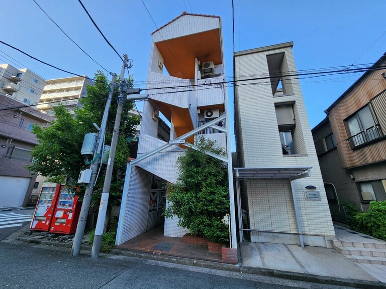 神奈川県横浜市神奈川区神奈川１丁目(現地写真)