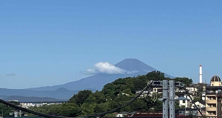 神奈川県藤沢市藤が岡３丁目(敷地内から「富士山」を望む物件です！※但し、天候により見えない場合があります。)