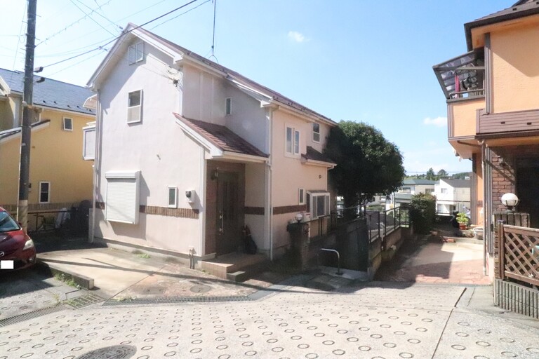 神奈川県横浜市神奈川区菅田町(建物外観)