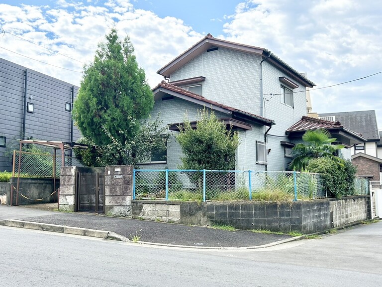 神奈川県川崎市多摩区寺尾台１丁目(【現地】北東側から撮影した写真です。建築条件ございません。お好きなハウスメーカーで建築可能です。)