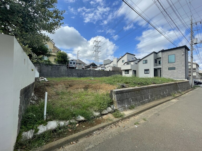 神奈川県横浜市青葉区あざみ野南４丁目(現地写真)