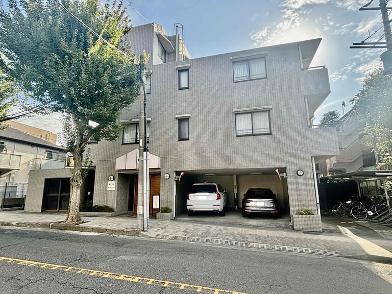 鷺沼ガーデンハウス(住友不動産旧分譲マンション　オートロック付き　リフォーム履歴のあるお住まい。)