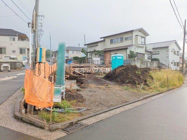 神奈川県横浜市戸塚区汲沢８丁目