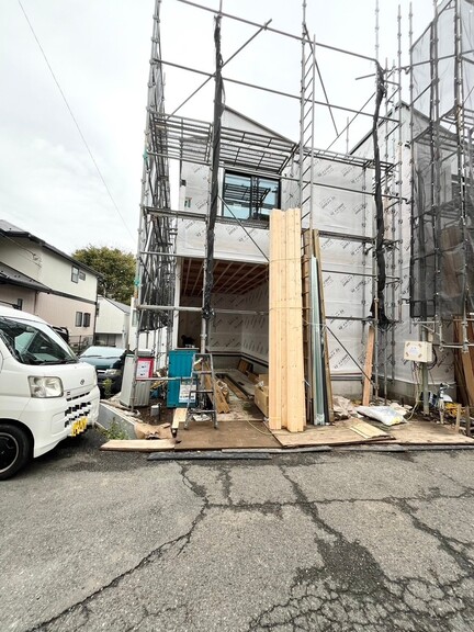 神奈川県横浜市神奈川区神大寺２丁目(現地写真（令和６年１０月２８日撮影）)