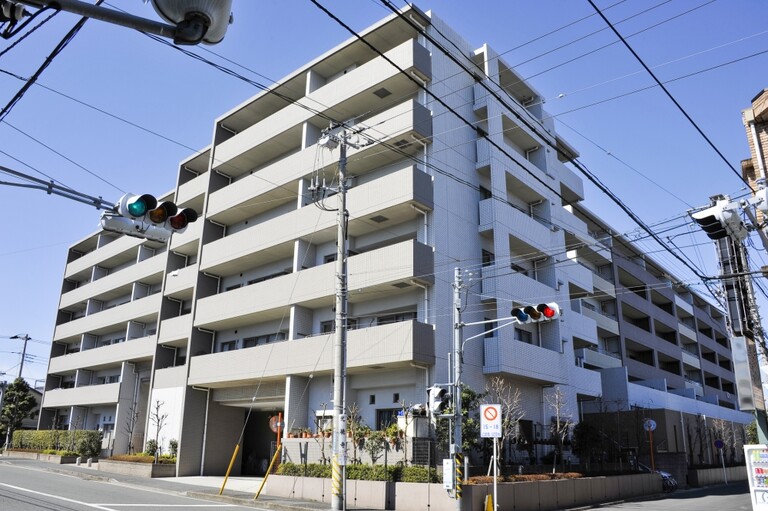 ライオンズヴィアーレ横濱ベイ壱番館(外観)