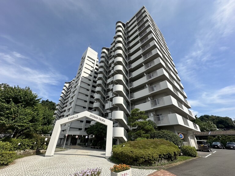 ファミール湘南田浦(【外観】)